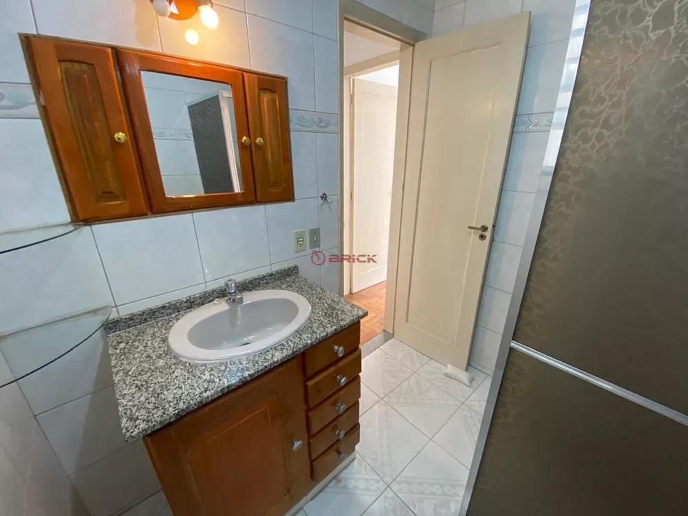 Apartamento para alugar com 2 quartos, 65m² - Foto 6