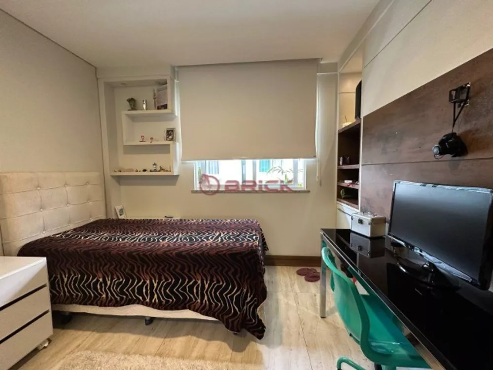 Cobertura à venda com 4 quartos, 236m² - Foto 12