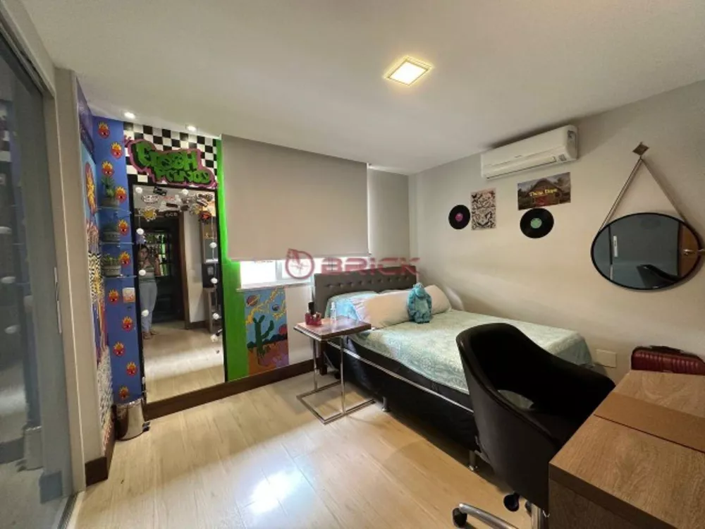 Cobertura à venda com 4 quartos, 236m² - Foto 16