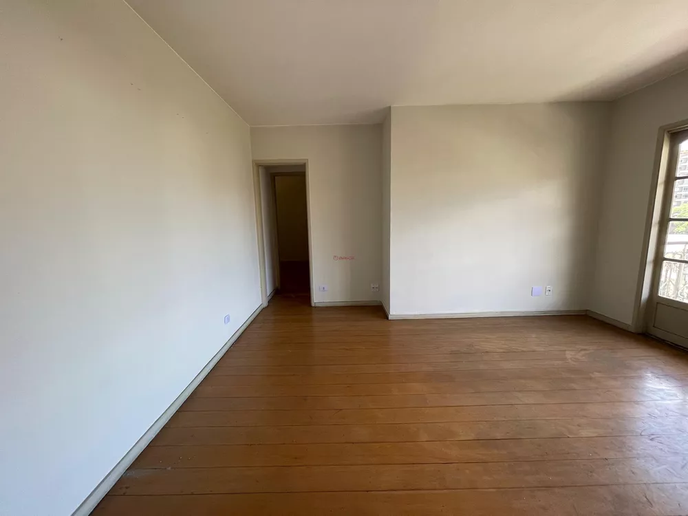 Apartamento à venda com 2 quartos, 80m² - Foto 2