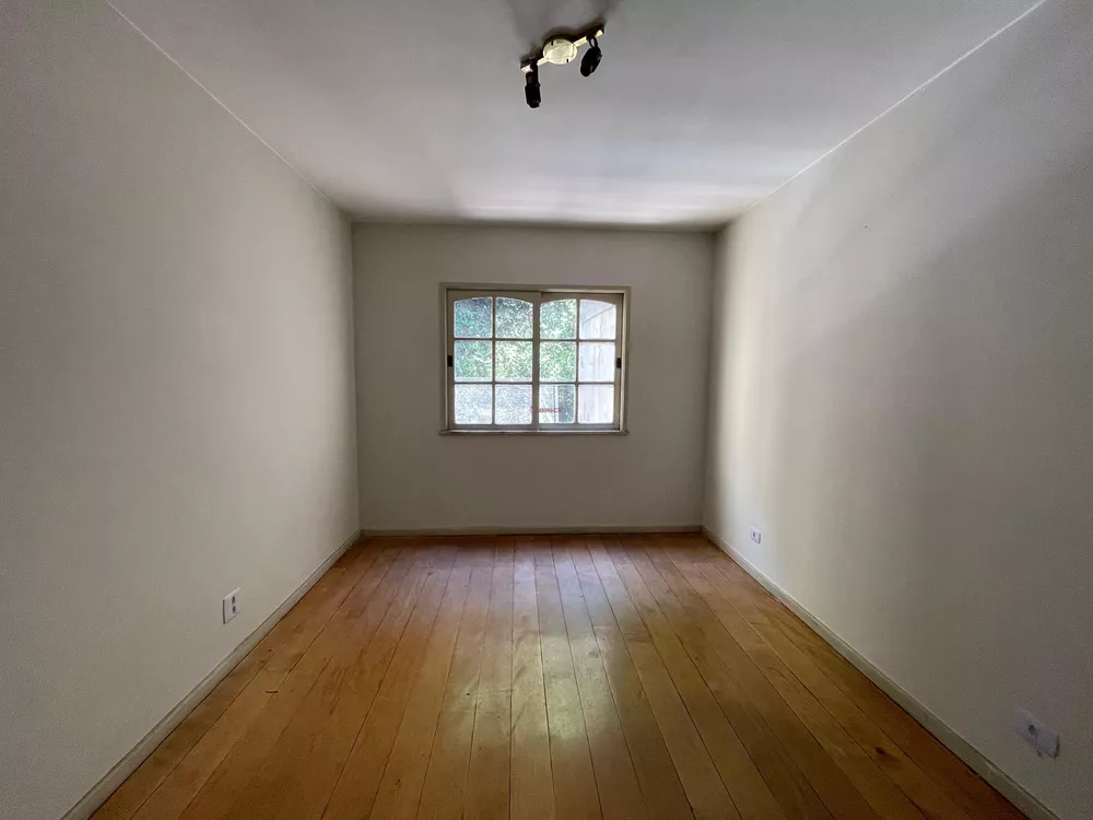 Apartamento à venda com 2 quartos, 80m² - Foto 7