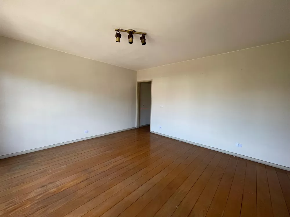 Apartamento à venda com 2 quartos, 80m² - Foto 3