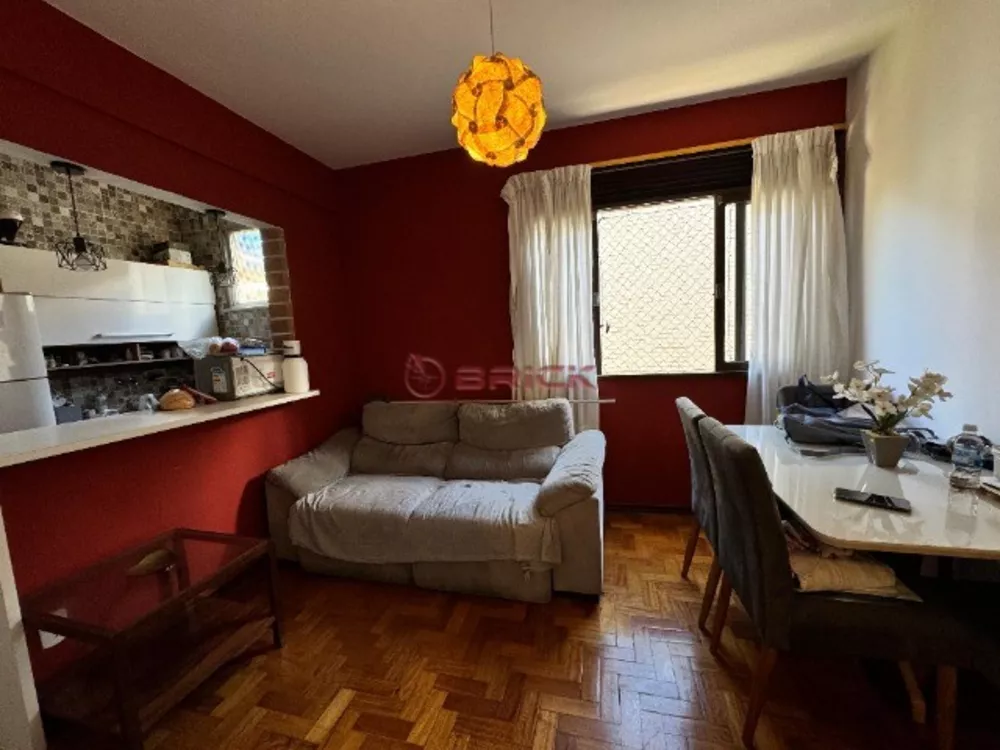 Apartamento à venda com 1 quarto, 33m² - Foto 4