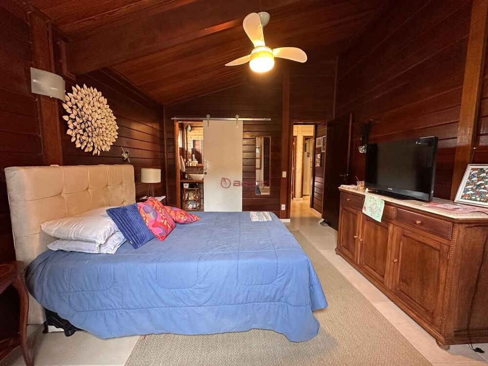 Casa à venda com 2 quartos, 85m² - Foto 2