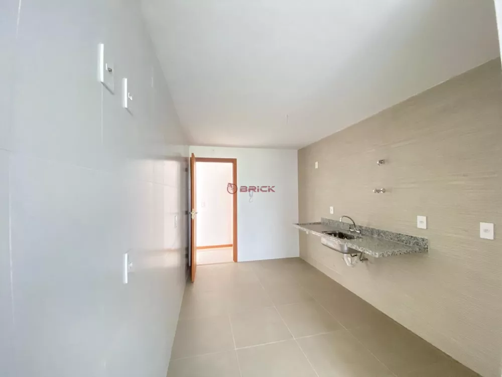 Apartamento à venda com 3 quartos, 100m² - Foto 4