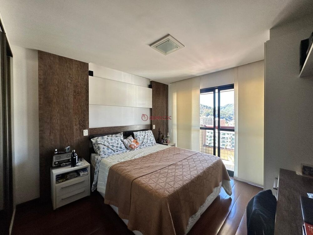 Cobertura à venda com 3 quartos, 298m² - Foto 2