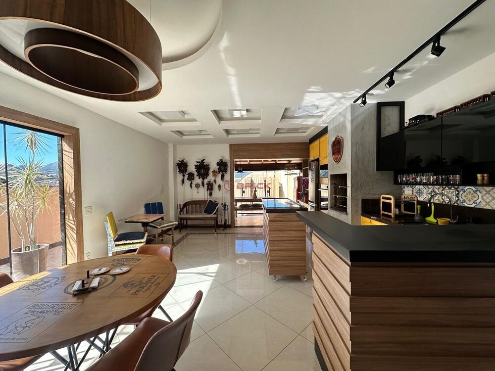 Cobertura à venda com 3 quartos, 298m² - Foto 4