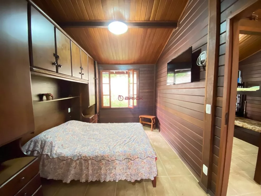 Casa à venda com 2 quartos, 80m² - Foto 5