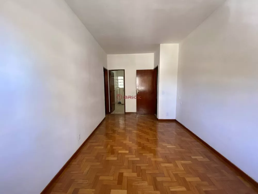 Apartamento à venda com 2 quartos, 55m² - Foto 2