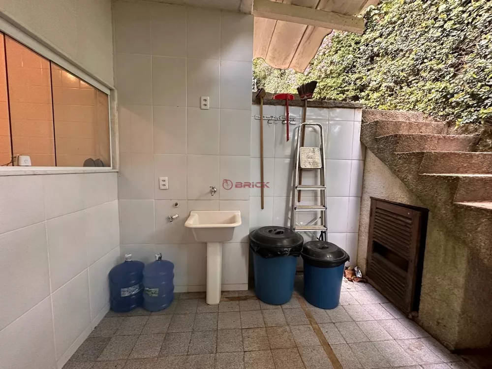 Casa, 5 quartos, 238 m² - Foto 25