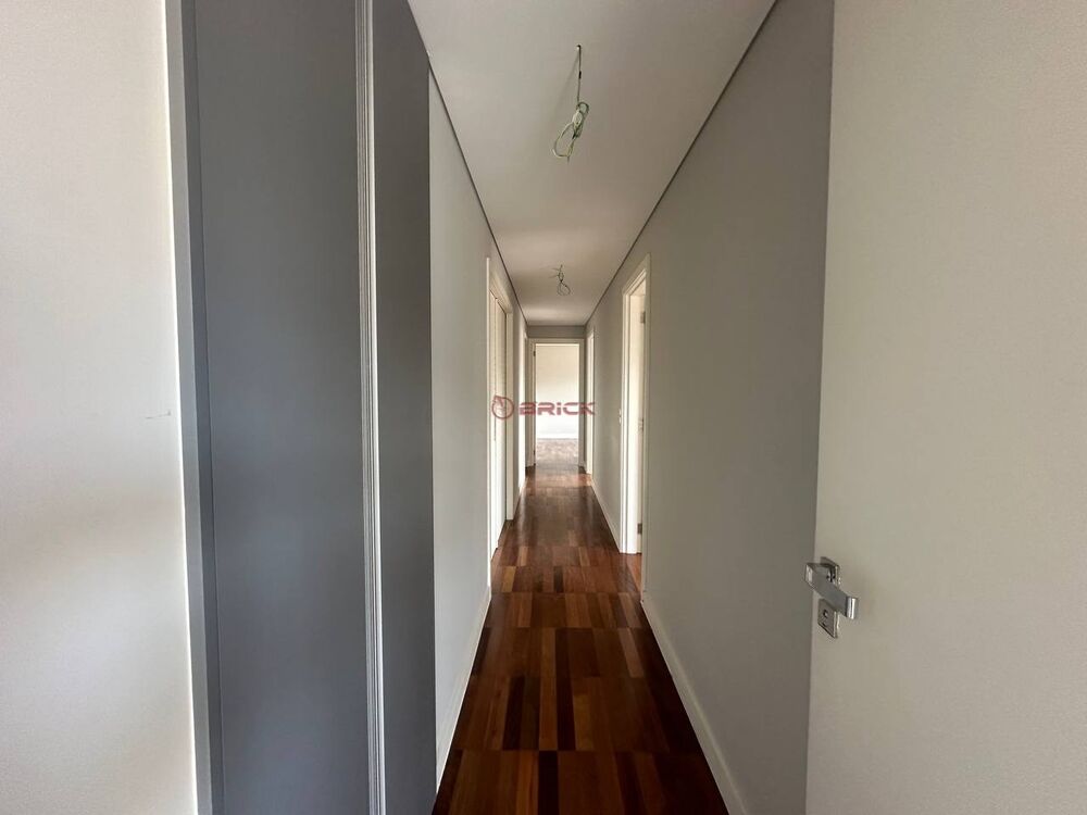 Cobertura à venda com 3 quartos, 207m² - Foto 2