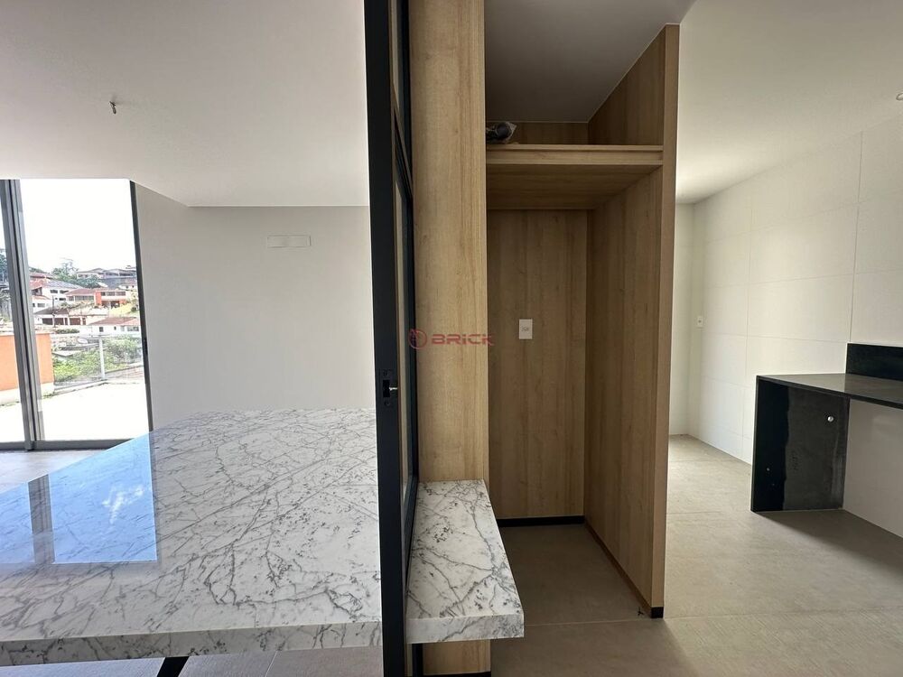 Cobertura à venda com 3 quartos, 207m² - Foto 4