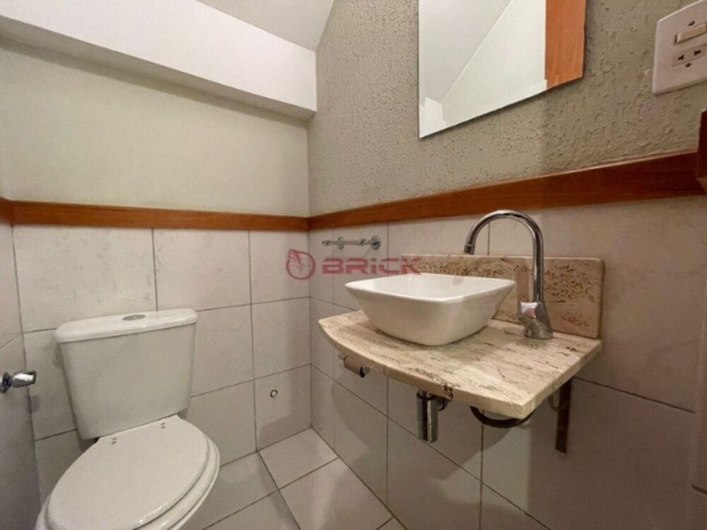 Casa à venda e aluguel com 3 quartos, 113m² - Foto 3