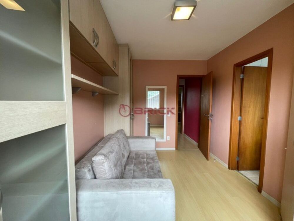 Casa à venda e aluguel com 3 quartos, 113m² - Foto 2