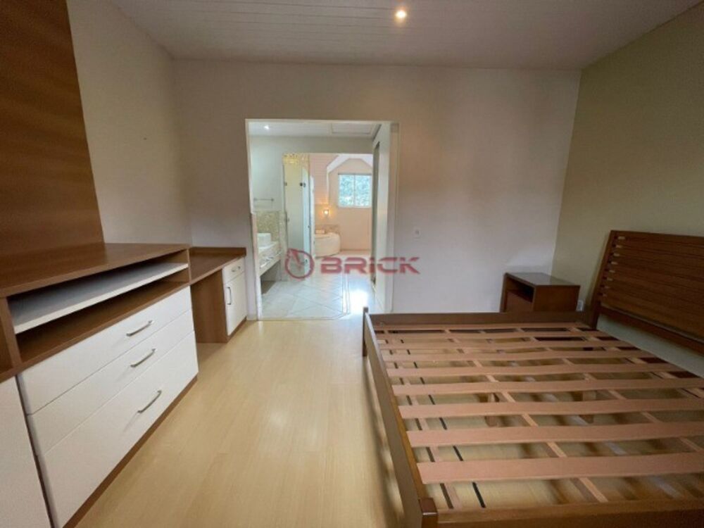 Casa à venda e aluguel com 3 quartos, 113m² - Foto 4