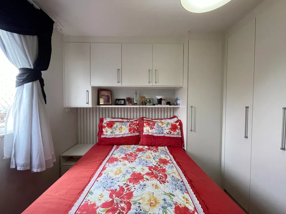 Apartamento à venda com 2 quartos, 82m² - Foto 4