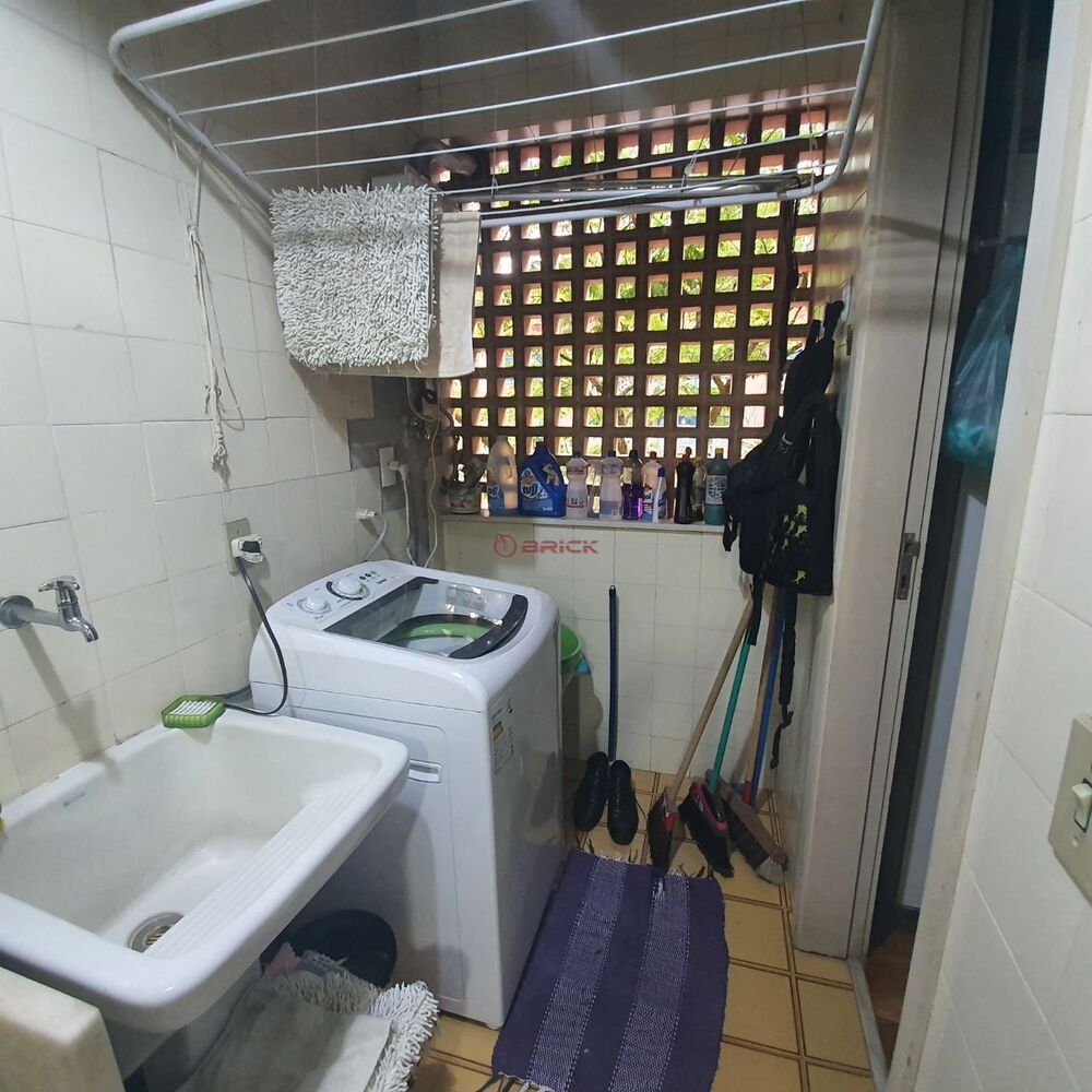 Apartamento à venda com 3 quartos, 121m² - Foto 4