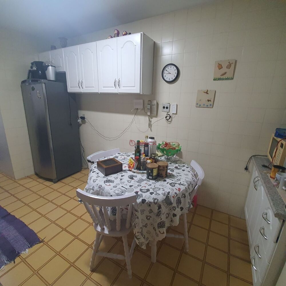 Apartamento à venda com 3 quartos, 121m² - Foto 3