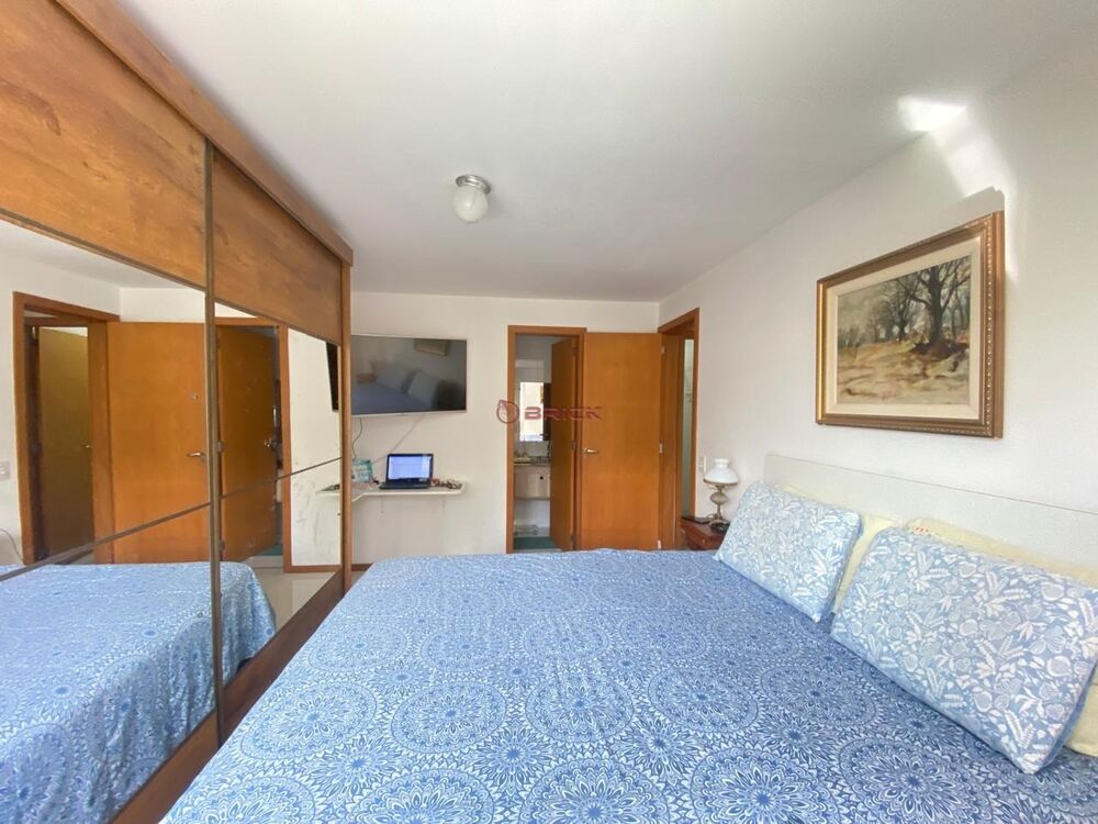 Apartamento à venda com 2 quartos, 80m² - Foto 2