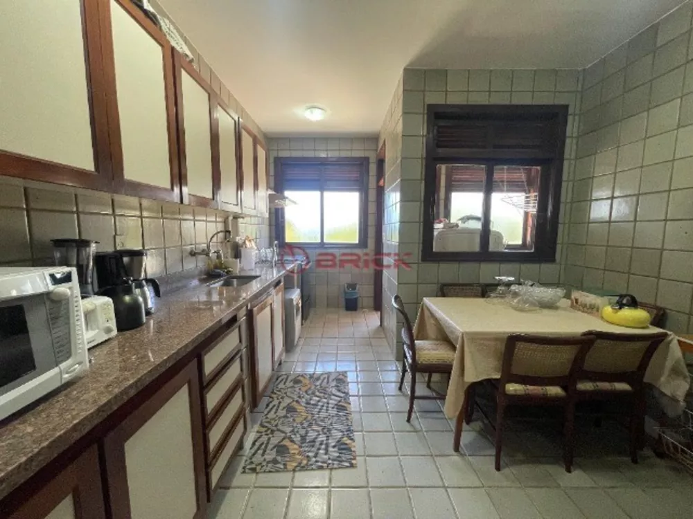 Casa, 6 quartos, 212 m² - Foto 10