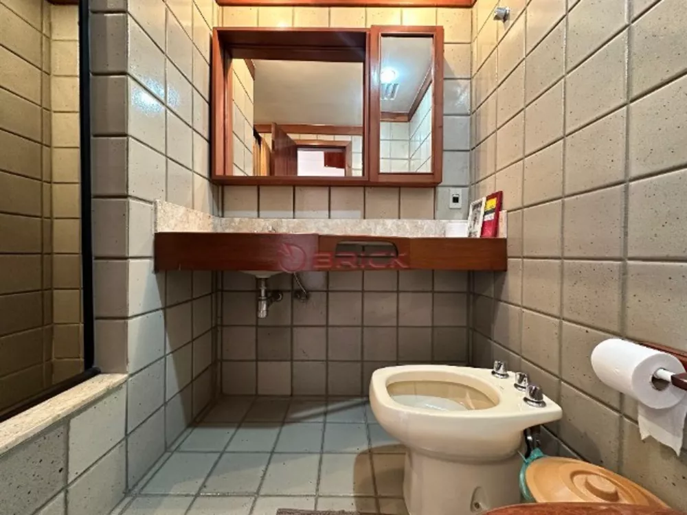 Casa, 6 quartos, 212 m² - Foto 14