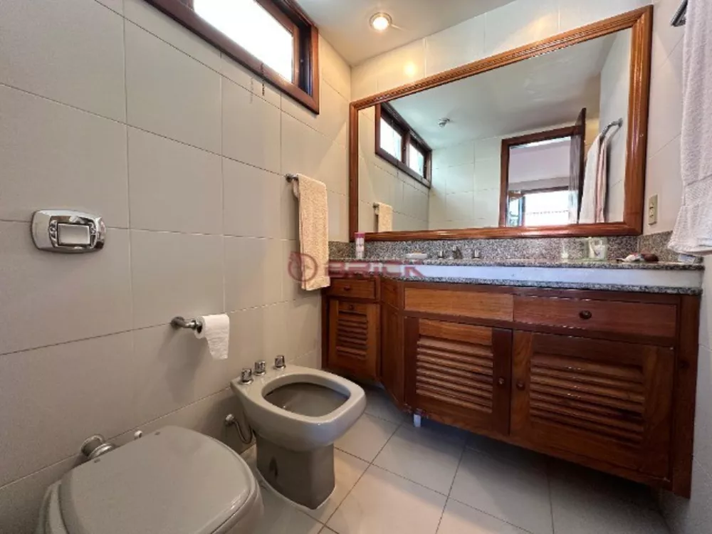 Casa, 6 quartos, 212 m² - Foto 20