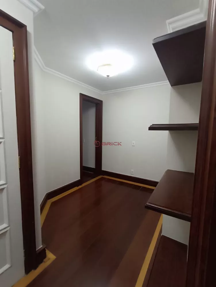 Apartamento, 3 quartos, 220 m² - Foto 24