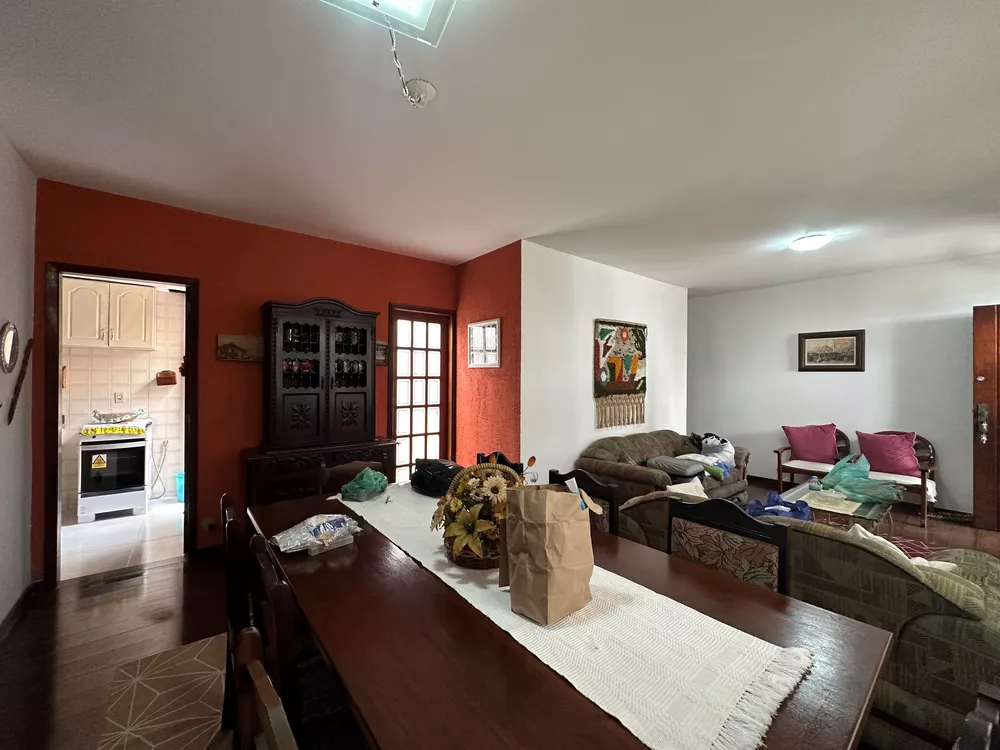 Casa à venda com 3 quartos, 150m² - Foto 4