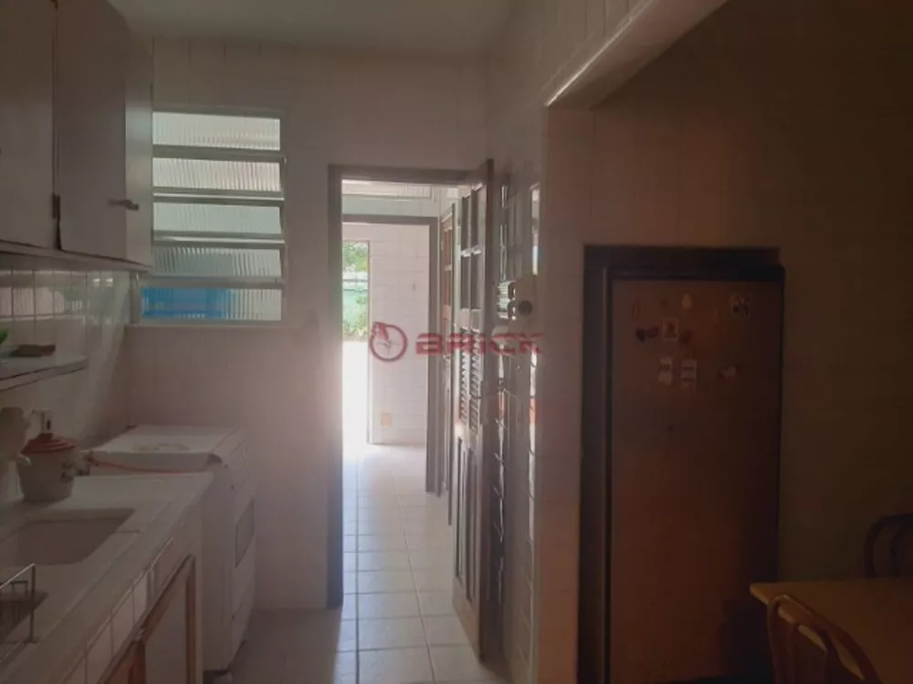 Casa à venda com 3 quartos, 80m² - Foto 10