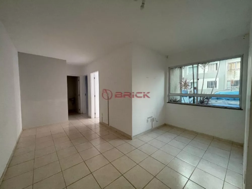 Apartamento à venda com 2 quartos, 49m² - Foto 2