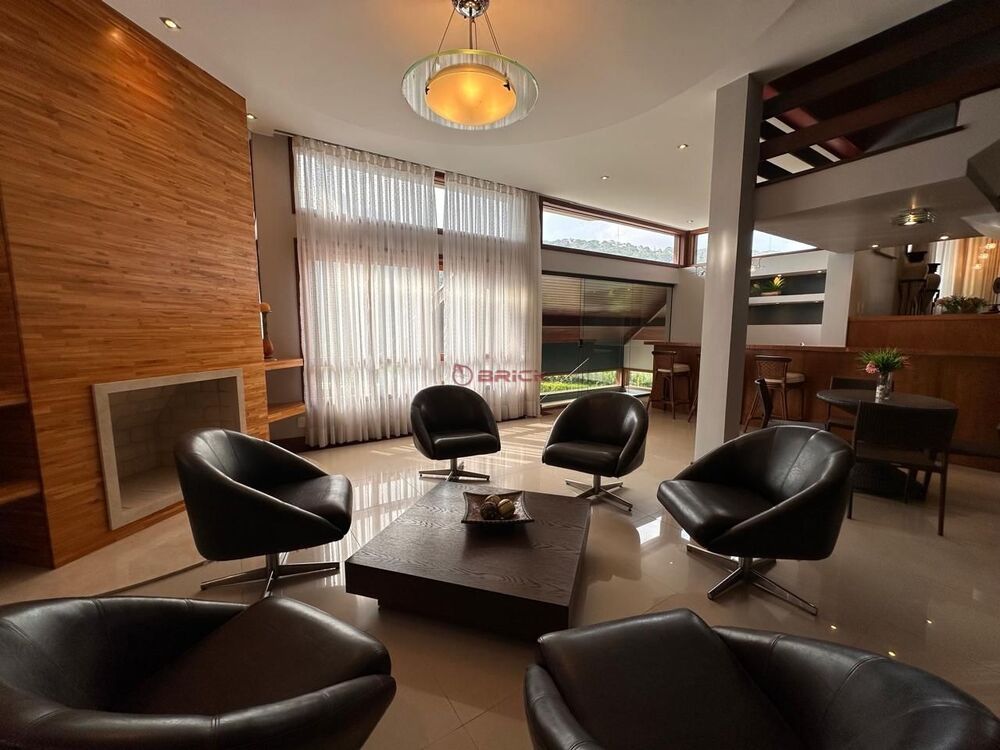 Casa, 5 quartos, 500 m² - Foto 1