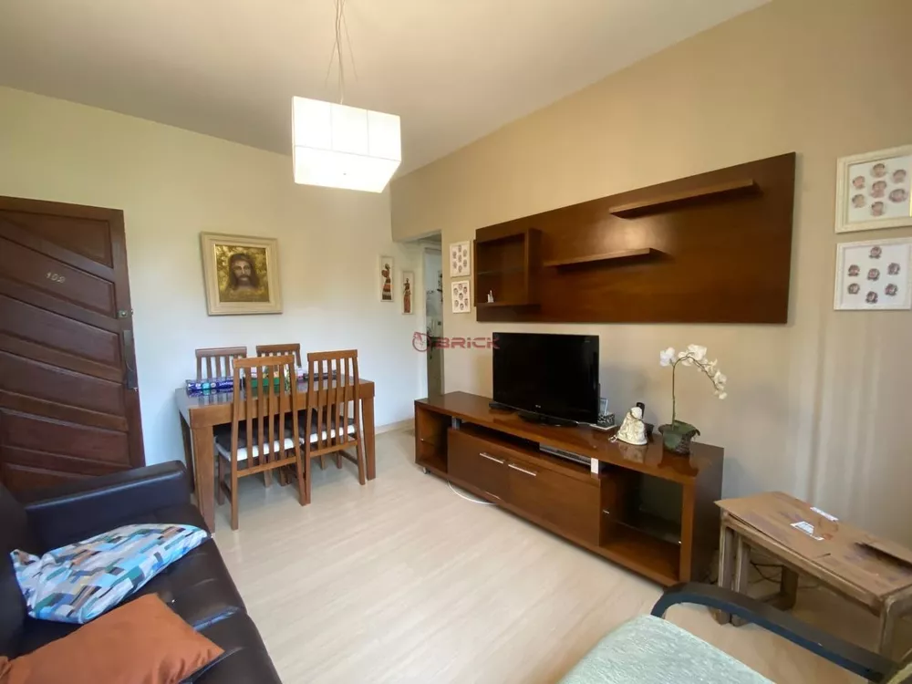 Apartamento à venda com 2 quartos, 58m² - Foto 3