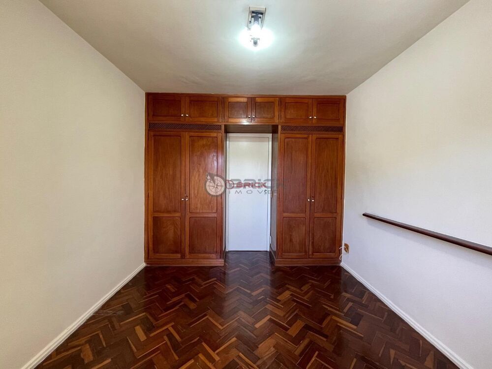 Apartamento para alugar com 2 quartos, 64m² - Foto 2