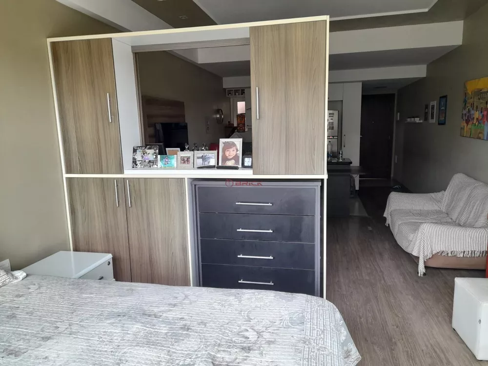 Apartamento à venda com 1 quarto, 41m² - Foto 4