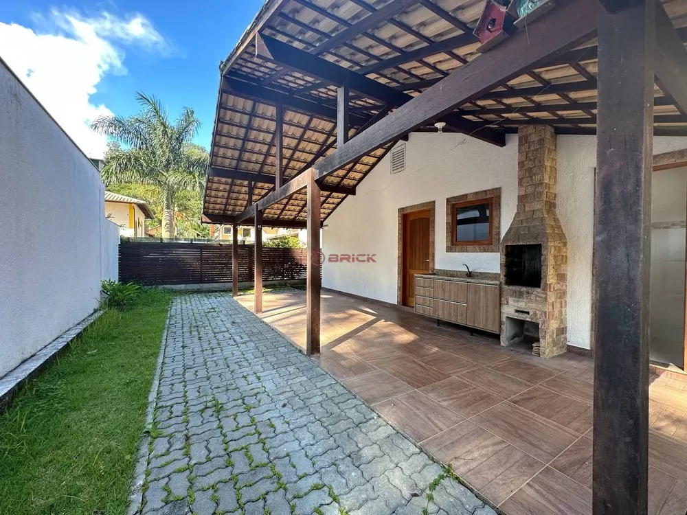 Casa à venda com 3 quartos, 130m² - Foto 4