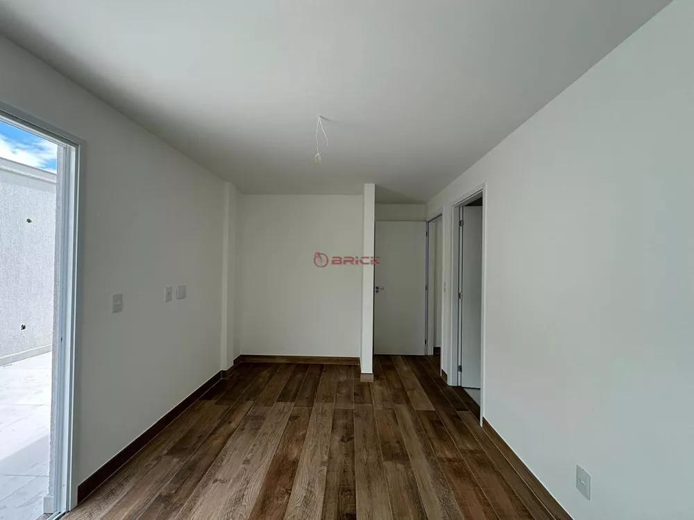 Cobertura à venda com 2 quartos, 121m² - Foto 13