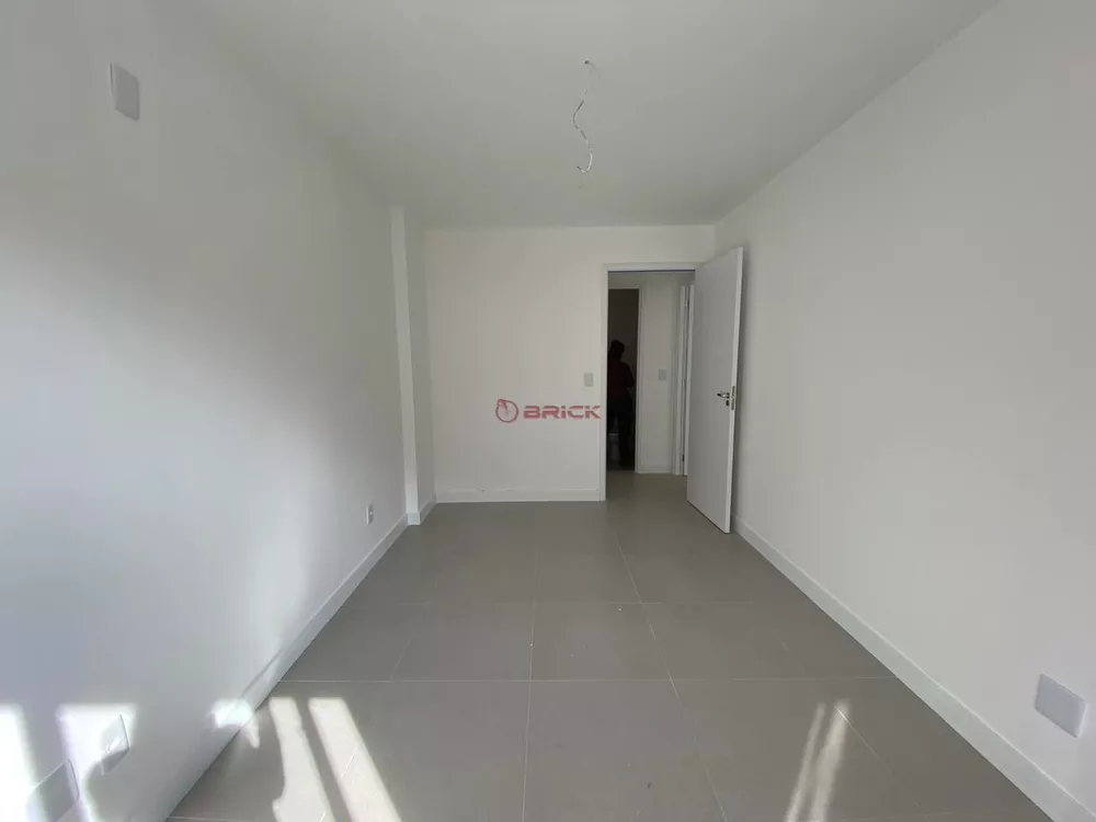 Apartamento à venda com 2 quartos, 68m² - Foto 7