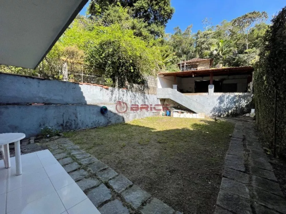 Casa à venda com 3 quartos, 117m² - Foto 2