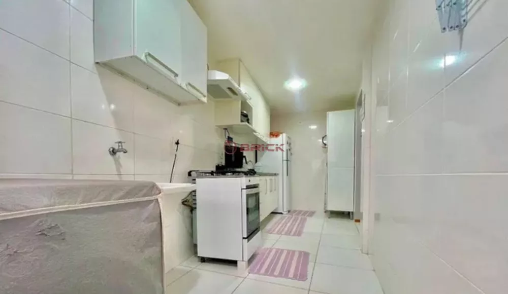 Apartamento à venda com 2 quartos, 66m² - Foto 10