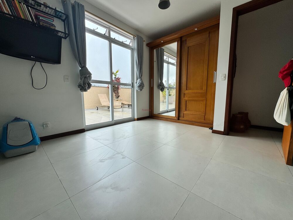 Cobertura à venda com 3 quartos, 150m² - Foto 3