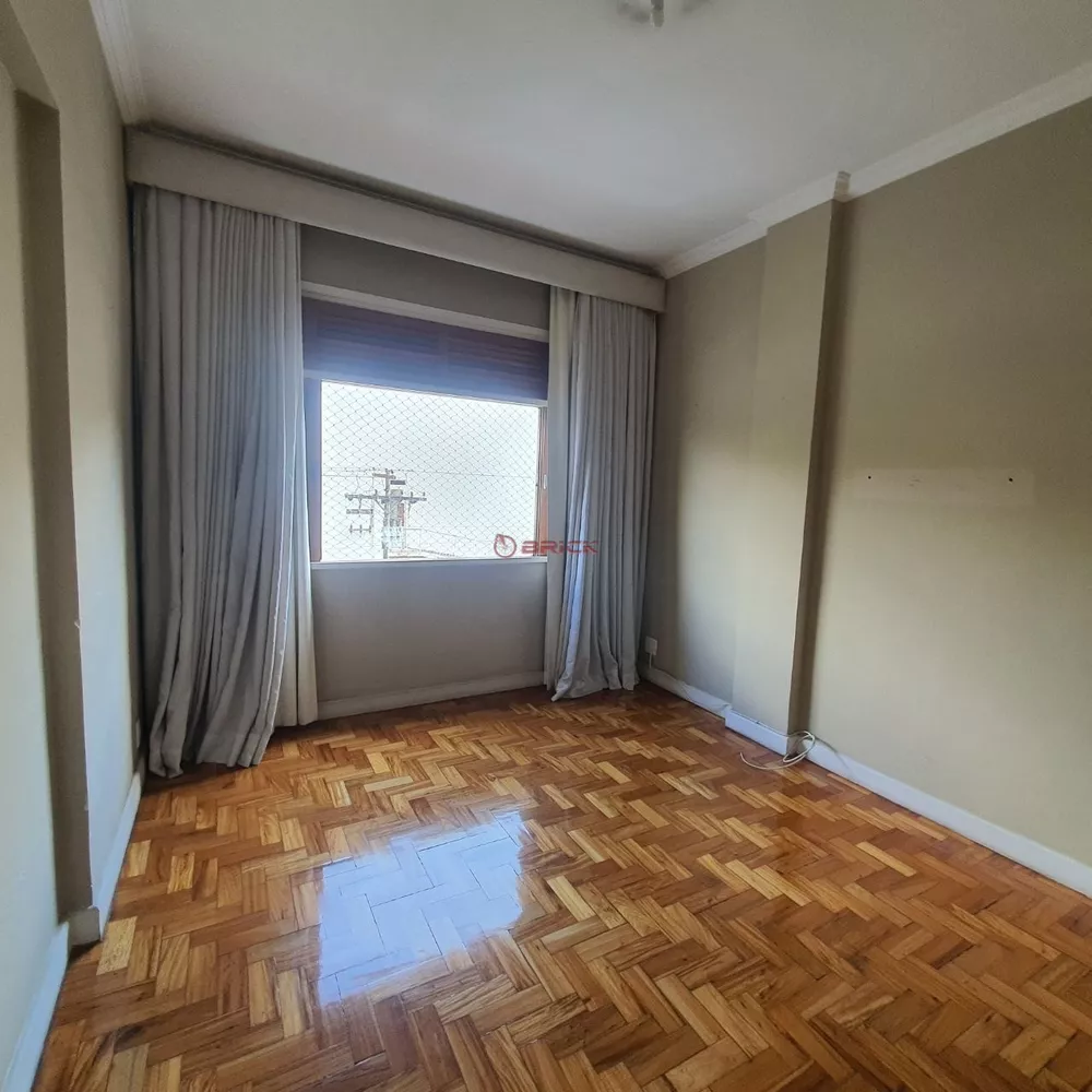 Apartamento à venda com 3 quartos, 100m² - Foto 11