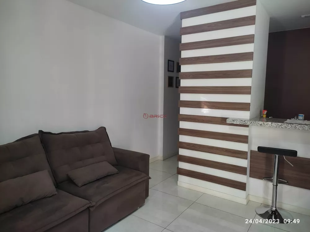 Apartamento à venda com 1 quarto, 45m² - Foto 1