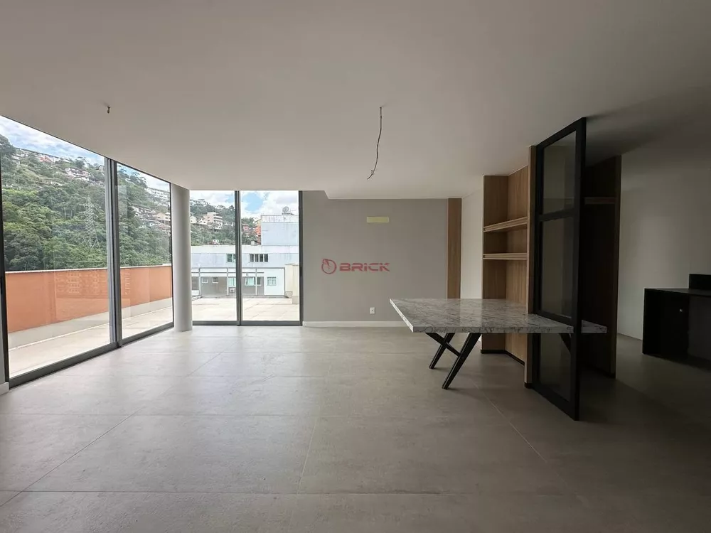 Cobertura à venda com 3 quartos, 207m² - Foto 1