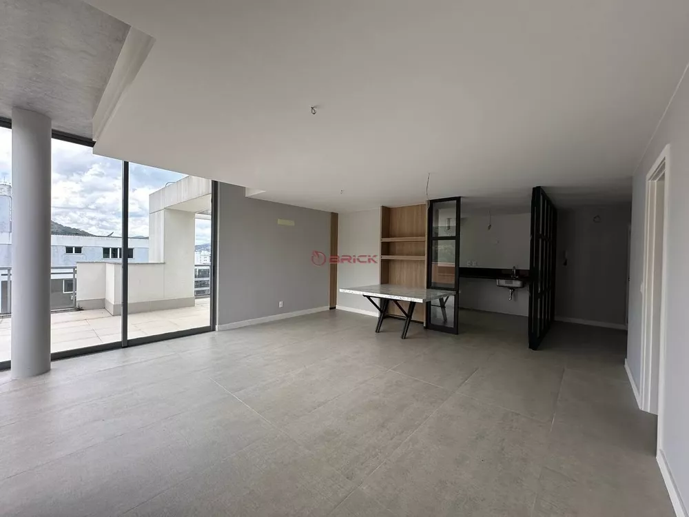 Cobertura à venda com 3 quartos, 207m² - Foto 8