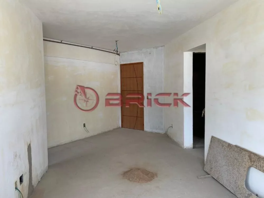 Apartamento à venda com 1 quarto, 50m² - Foto 4