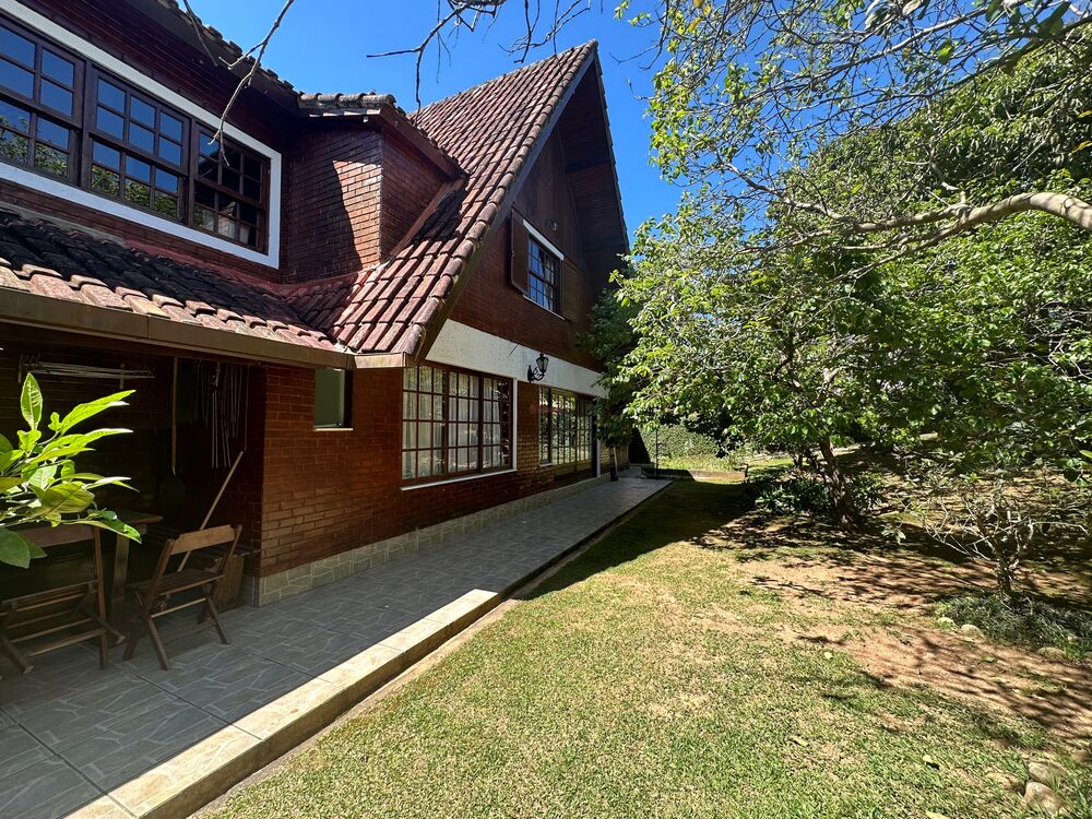 Casa à venda com 7 quartos, 274m² - Foto 12