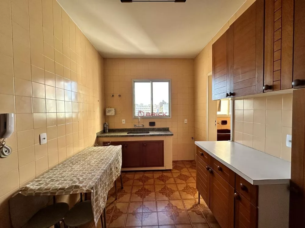 Apartamento à venda com 2 quartos, 72m² - Foto 13