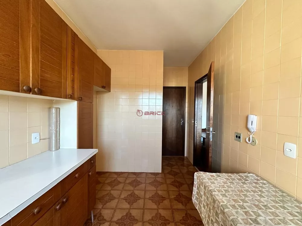 Apartamento à venda com 2 quartos, 72m² - Foto 14