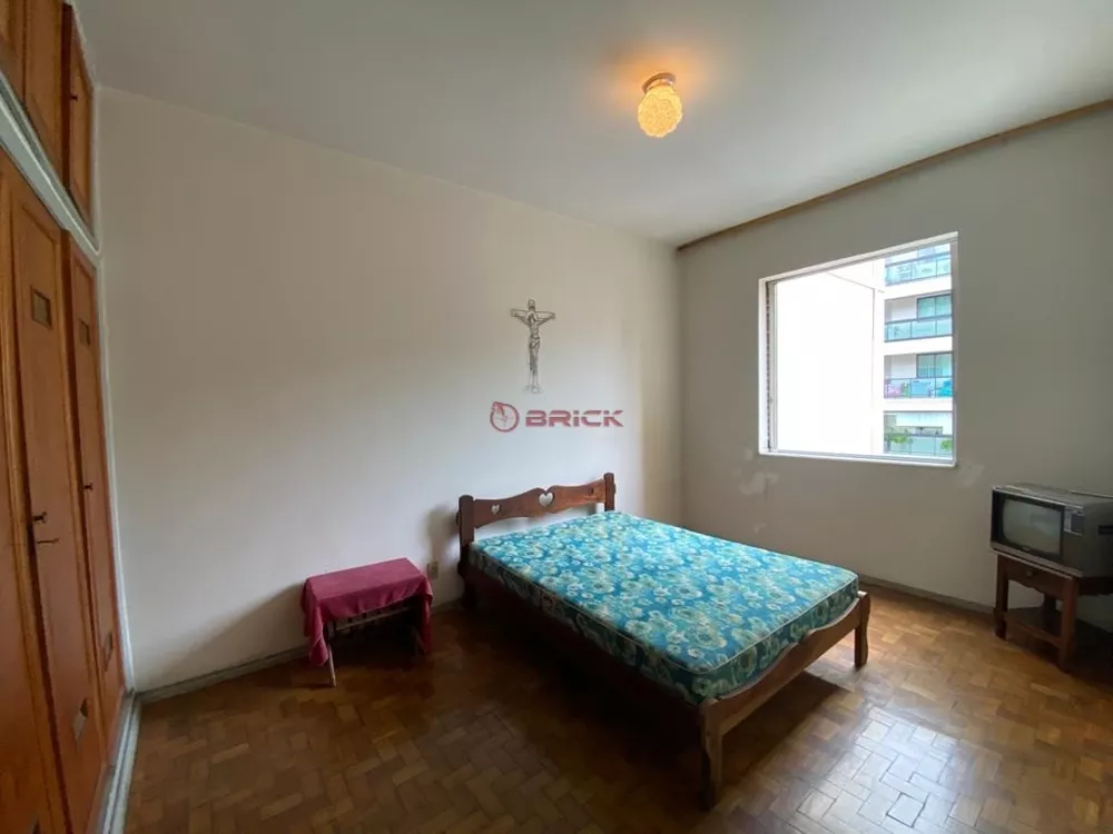 Apartamento à venda com 2 quartos, 63m² - Foto 4