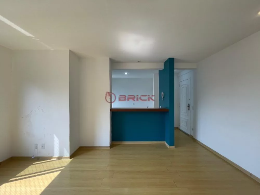 Apartamento à venda com 1 quarto, 70m² - Foto 2